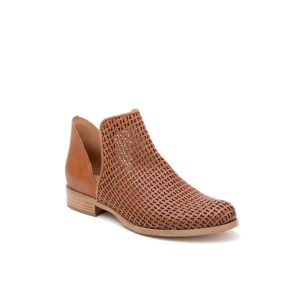 Dolce vita deals tauris booties